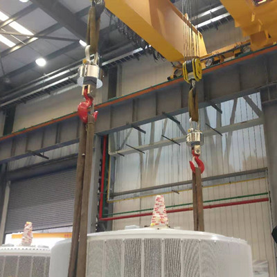 上海帥華40t無線電子吊秤作業(yè)現(xiàn)場